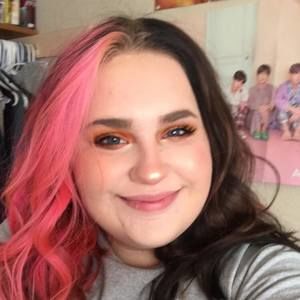 Meet your Posher, Madalynn